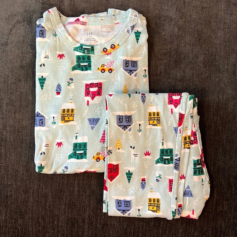 Gap holiday pajamas